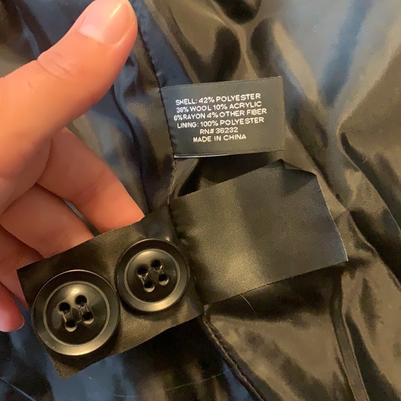 Liz Claiborne Outerwear - Picture 6 of 8